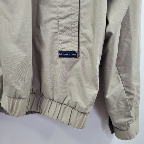 Members Only Mariner Beige Vintage Bomber Jacket Men's - Picture 4 of 7